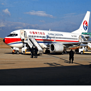 黔南荔波航空空运航空快运业稳步发展的原因是什么？